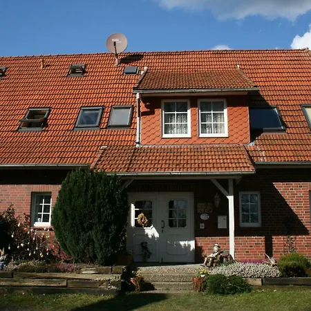 Hof Junkernberg Апартаменты Биспинген